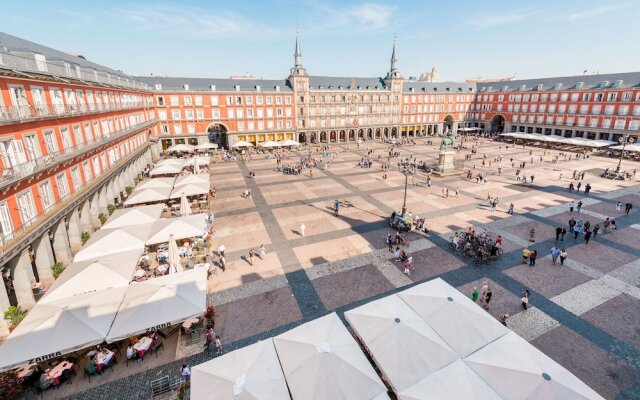 Apartment 1Bd With Balcony In Plaza Mayor Square Plaza Mayor Iii