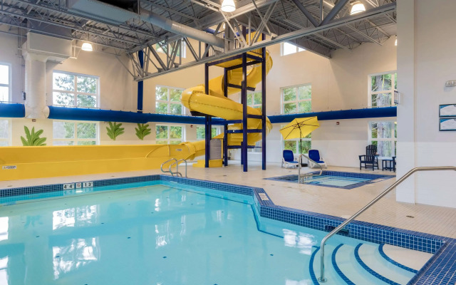 Microtel Inn & Suites by Wyndham Oyster Bay