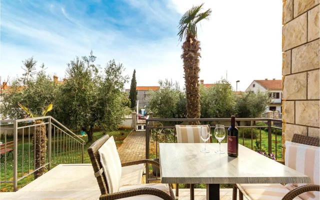 Three-Bedroom Apartment in Medulin