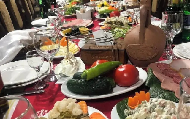 Nor Nreni Hotel