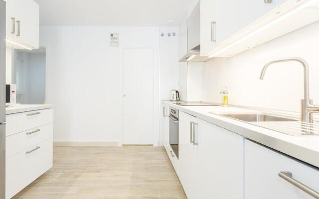 Nueva ALMUDENA Apartment by Cadiz4Rentals