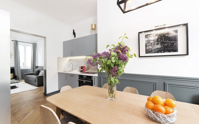 LUX 4BDR Opera Lafayette 3 by Livinparis