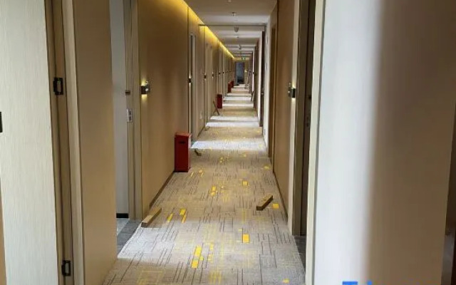 HuanCheng Hotel（(Shenzhen Dongmen Old Street MixC Store)）