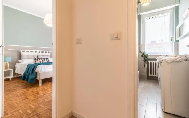 JOIVY Modern 1-Bed Flat W/Balcony