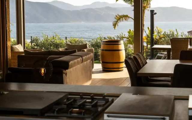 Villa Riposu Jacuzzi Pool Beach Access on Foot