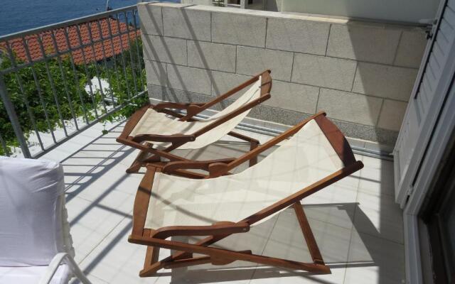 Apartments Lovrić - 30 meters to the beach