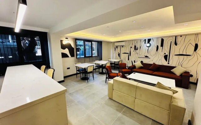 Rose Point Residence