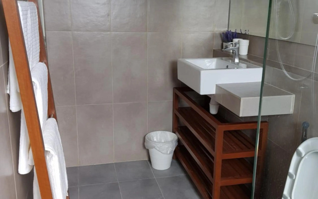 Timurbay studio apartment facing beautiful beach