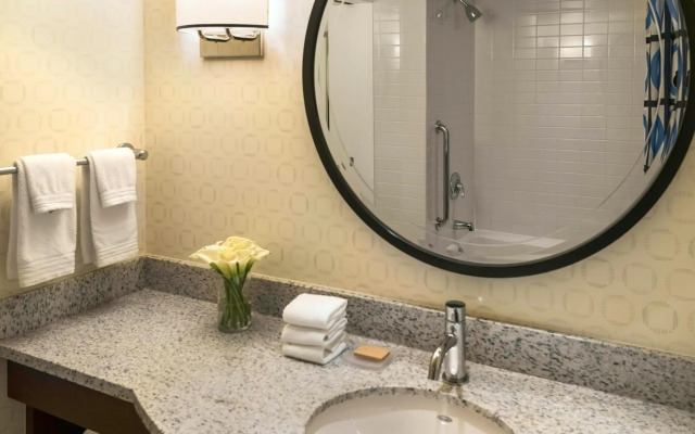 Renaissance® Boston Seaport District