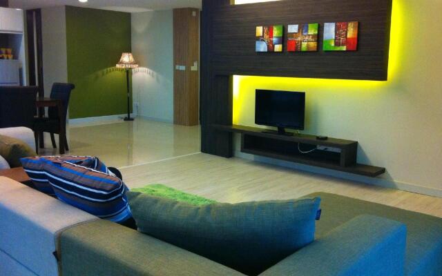 Borneo Vista Suites by BV Hotel