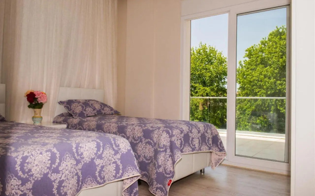 Villa Calis 1
