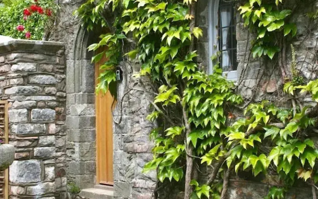 Pickwell Manor