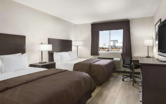 Days Inn - Steinbach