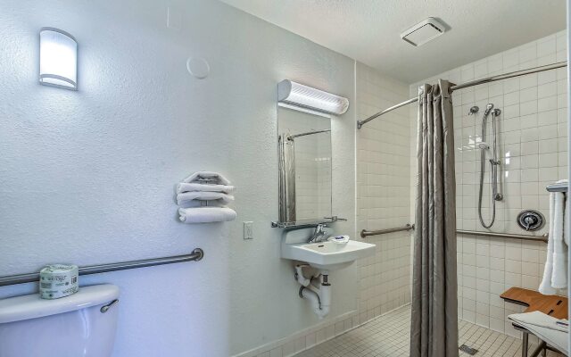 Motel 6 Pleasanton, CA