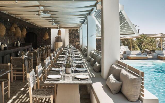 Vedema, a Luxury Collection Resort, Santorini