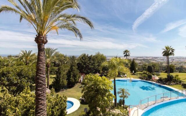 Heated Rooftop Pool Penthouse Views Magna Marbella