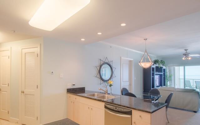 Sea Breeze 1007 Penthouse