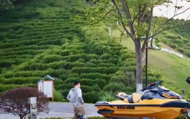 Xishe homestay by Mount Huangshan Lake – People – Huangshan