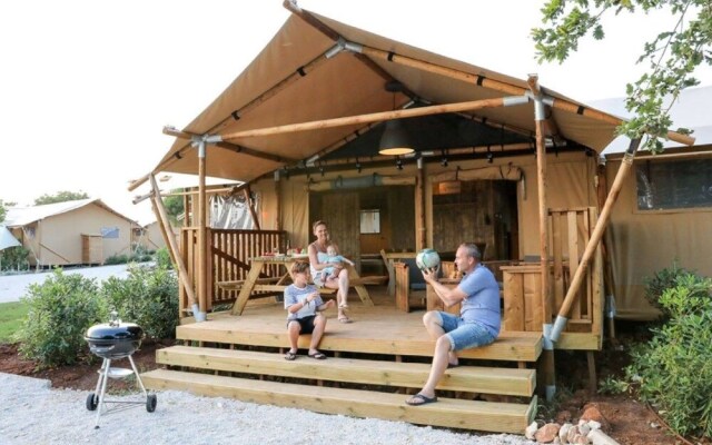 Tent Lodge With Sanitary Facilities