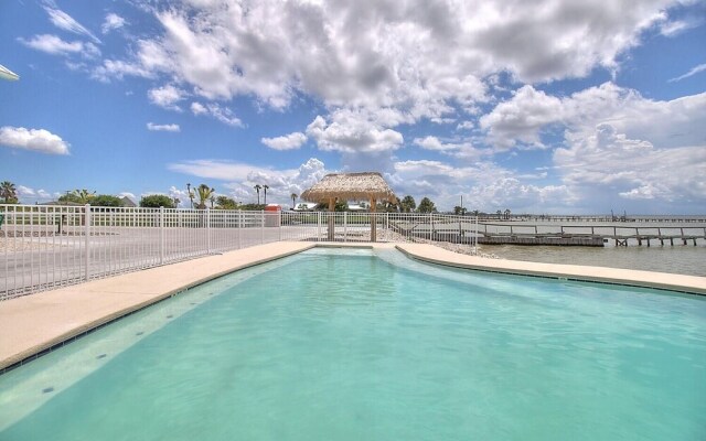 Copano Shores Seaside Paradise Home by Redawning