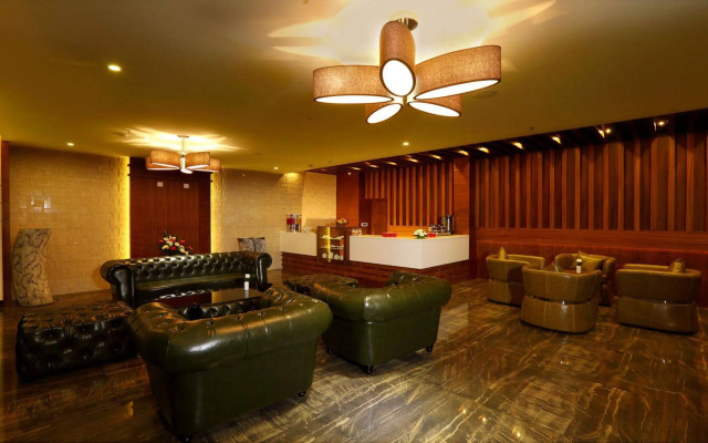 Plum Judy - The Leisure Hotel