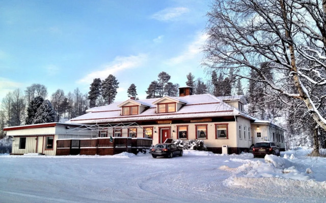 Byvägen 30 Bed & Breakfast
