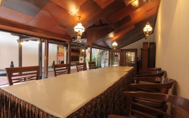 OYO 194 Hotel Sapta Gria