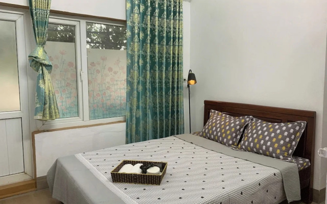 Hoa Lư Old Town House