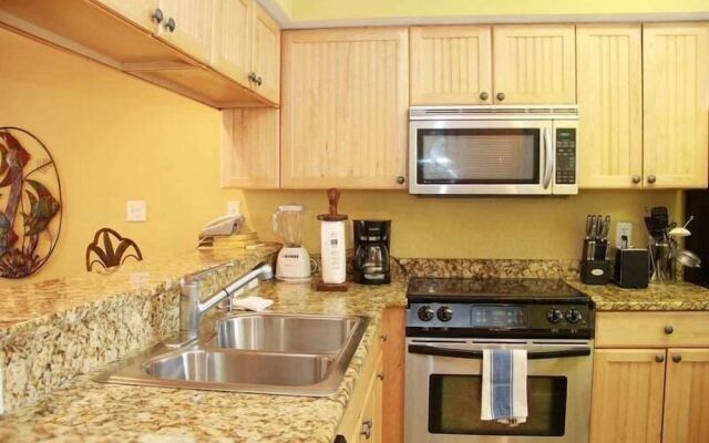 Romar Beach 102 By Redawning