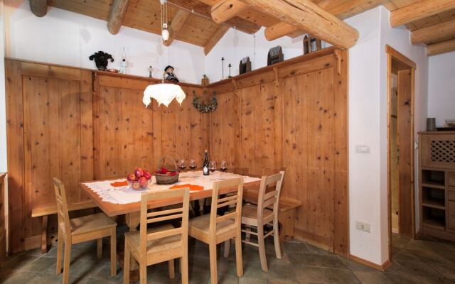 Cottage in Bellamonte With hot tub