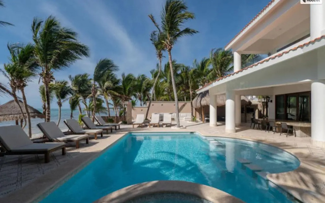 Mansion Villa in Soliman Bay for 34 guests!