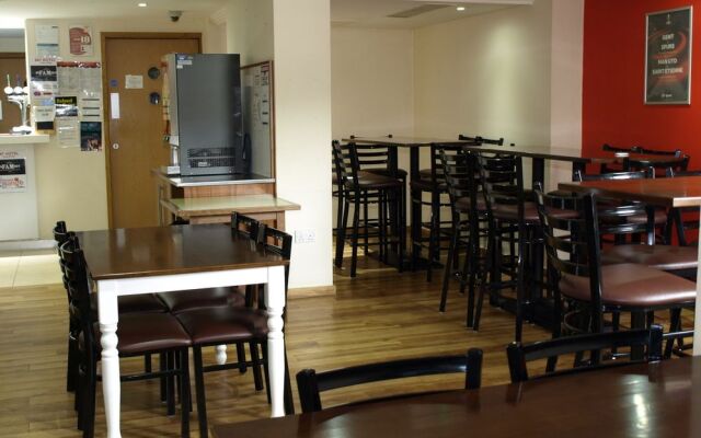 Travelodge Manchester Street Hotel