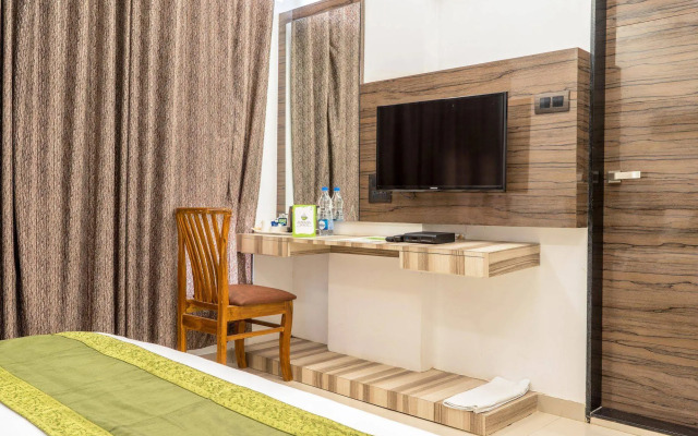 Treebo Trend Hotel Shiva's