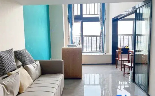 Yuju Executive Apartment (Guangzhou Nanzhou Subway Station)