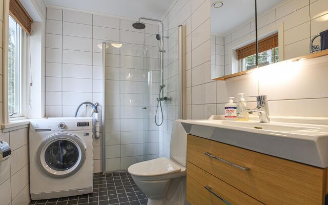 Nice Home in Mellerud With 3 Bedrooms
