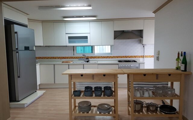 Seoul Forest Guesthouse - Hostel