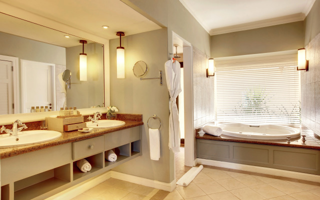 OUTRIGGER Mauritius Beach Resort