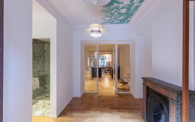 Beautiful new apartment in town centre