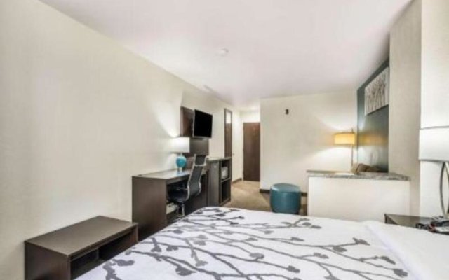 Microtel Inn & Suites Tallahassee