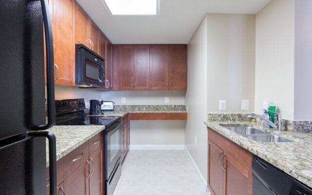 Luxury Apartments By White House