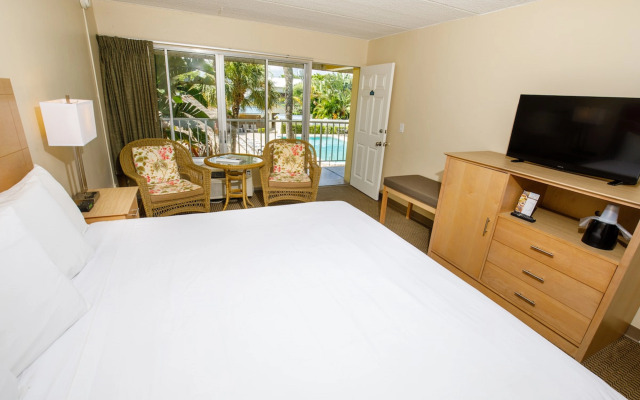 Naples Garden Inn