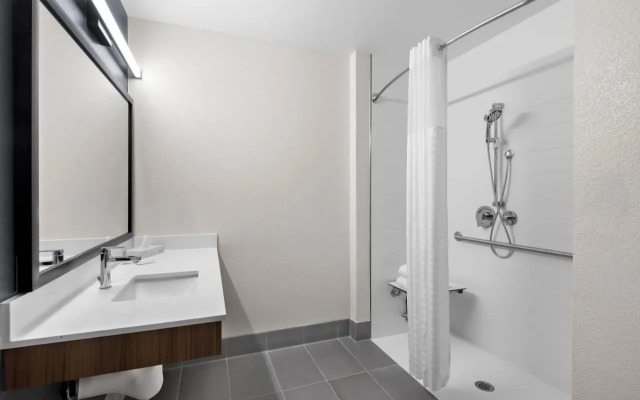 Everhome Suites San Bernardino - Loma Linda