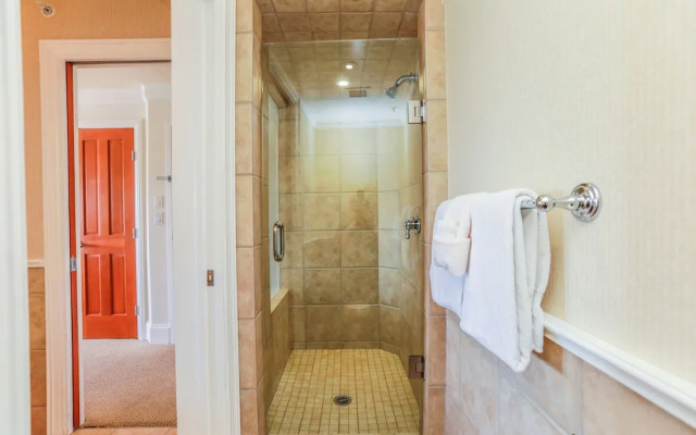 Poets Cove Resort & Spa