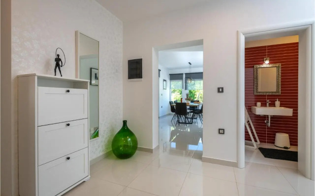 Holiday home Strmac 25 with Outdoor Swimmingpool