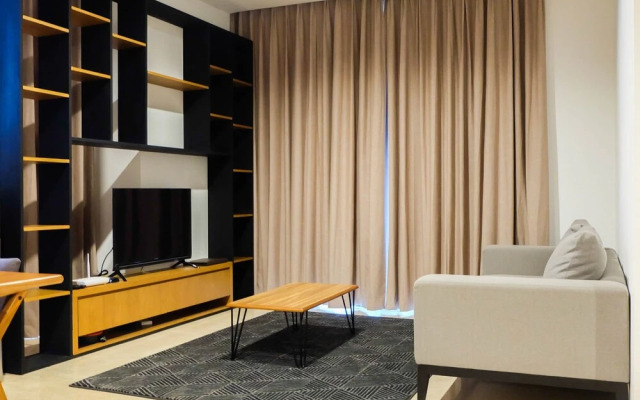 Spacious Elegant 3br Veranda Residence @ Puri Apartment