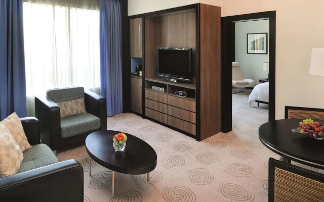 Отель Avani Deira Dubai
