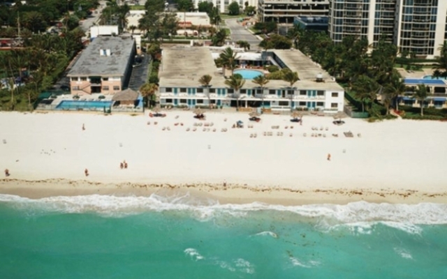 Travelodge Monaco N Miami and Sunny Isles Beach