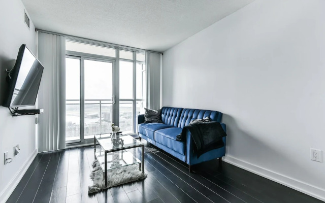 Iceboat Terrace Luxury Condos