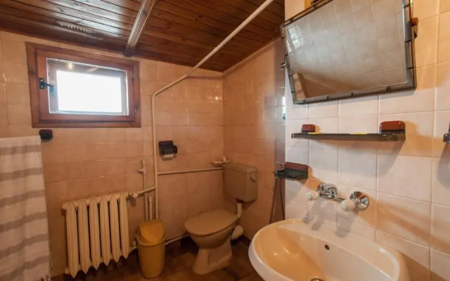 Family Hotel Djangal