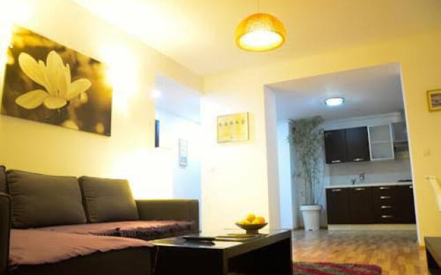 Rose Garden Rezidence Apartments